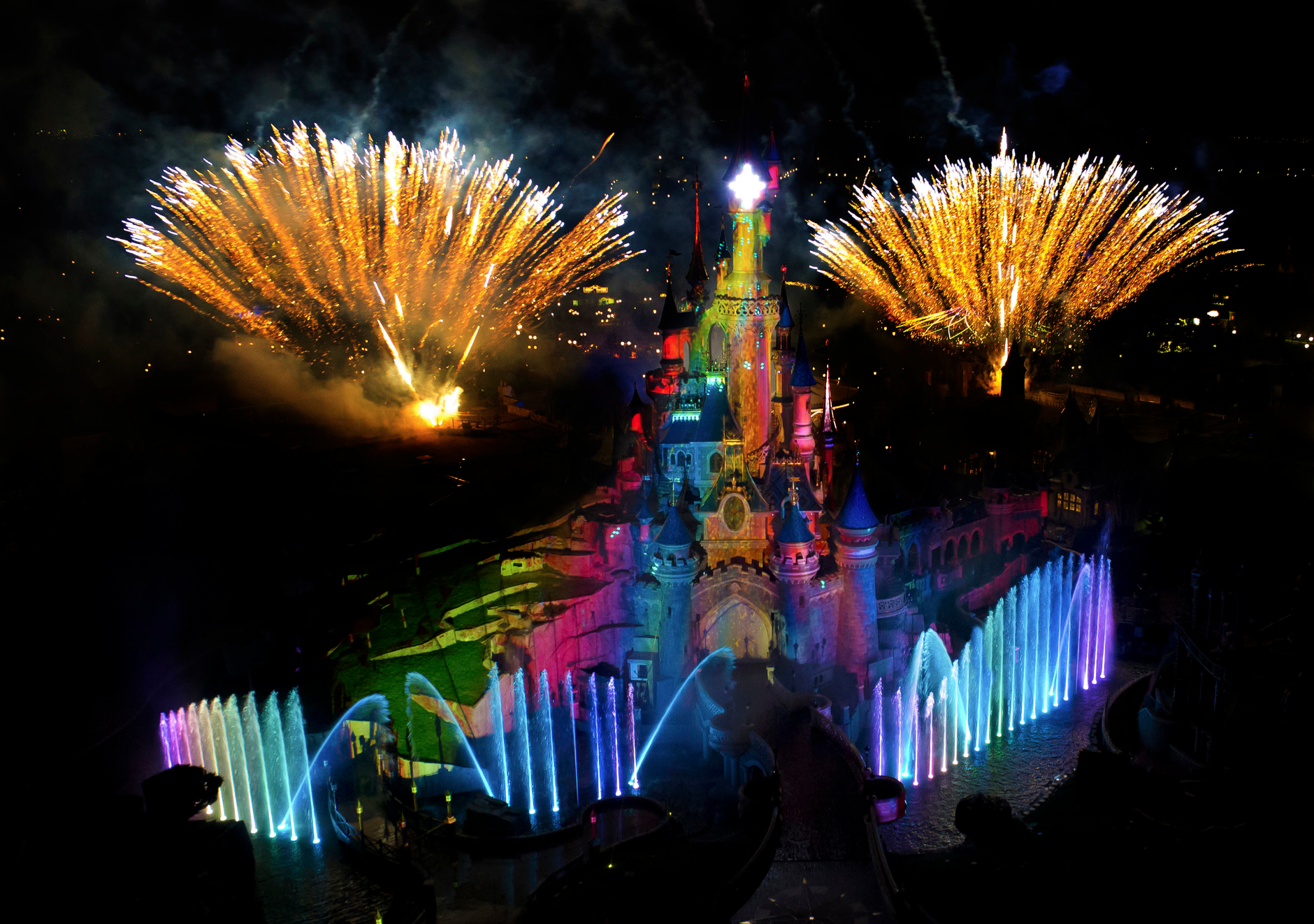 Disneyland Paris Disney Dreams spectacle night time show spectacular