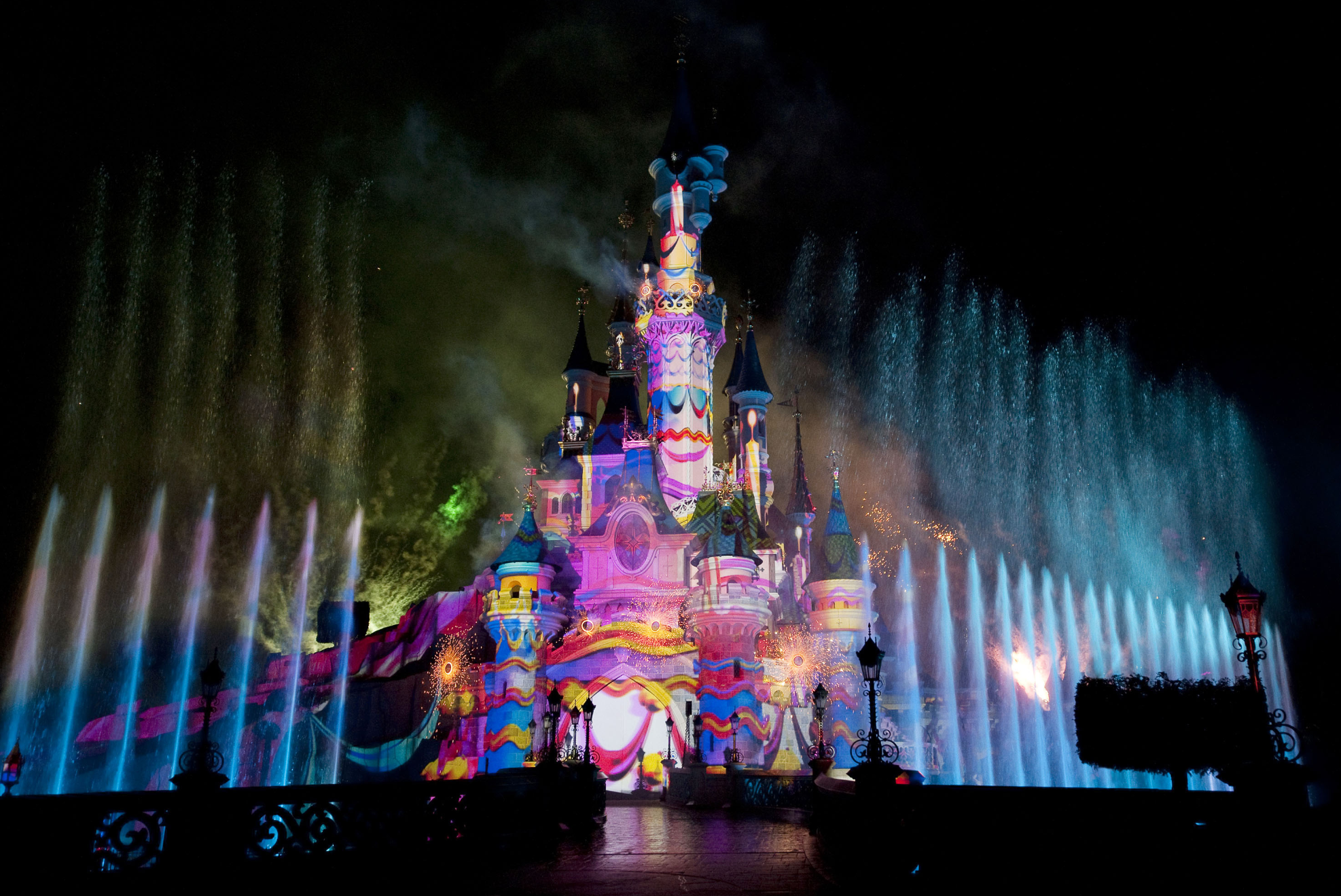 Disneyland Paris Disney Dreams spectacle night time show spectacular