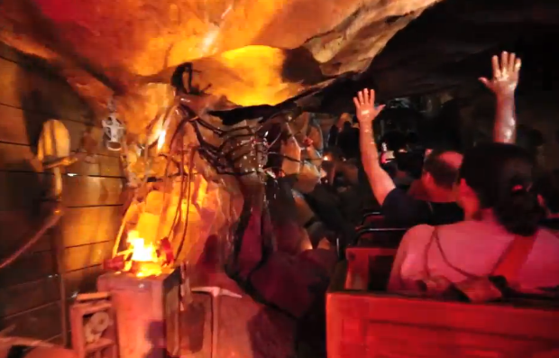 Big Thunder Mountain Railroad disneyland new special effects FX