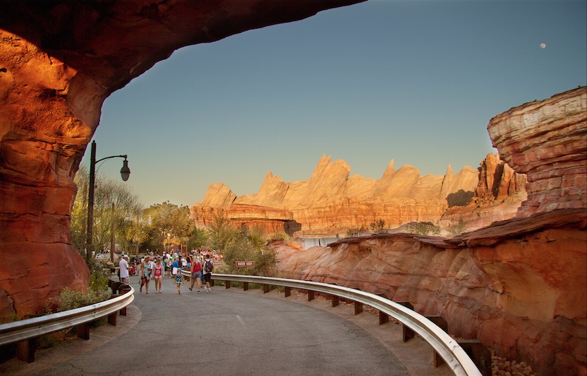 cars land dca