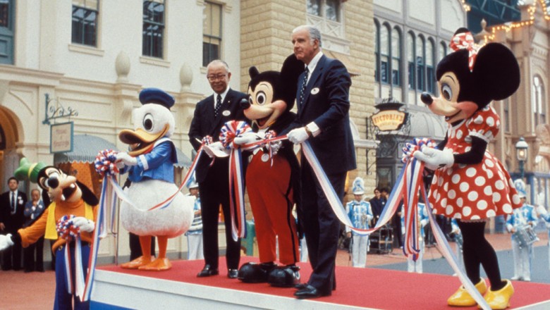 opening tokyo disney resort