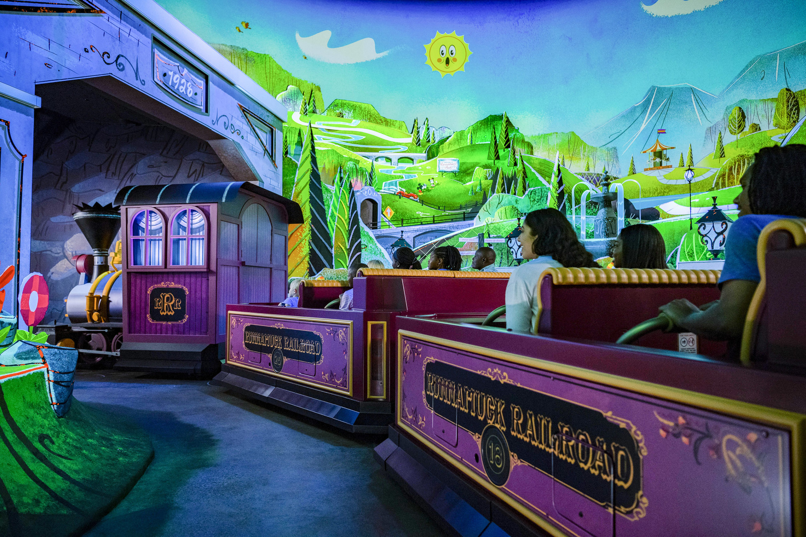 CONTROLE QUALITE : Mickey & Minnie's Runaway Railway https://www.leparcorama.com/2020/03/25/review-mickey-minnies-runaway-railway/